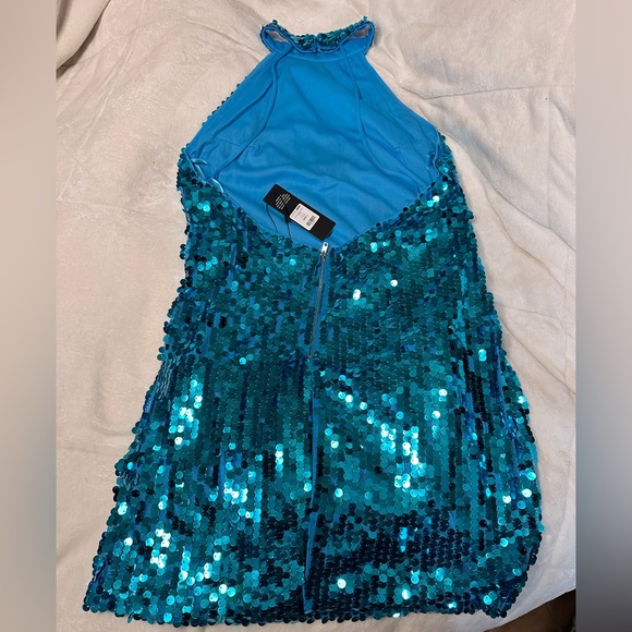 Blue Sequins Halter Dress - Picture 2 of 6
